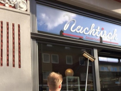 照片:  Nachtisch